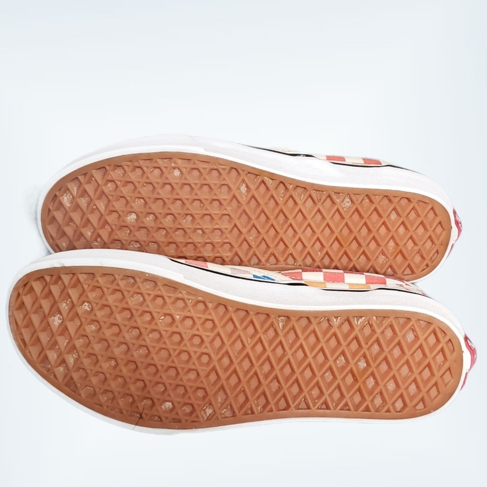 Van's Classic Rainbow Checkered Skate Shoe - Picture 8 of 10